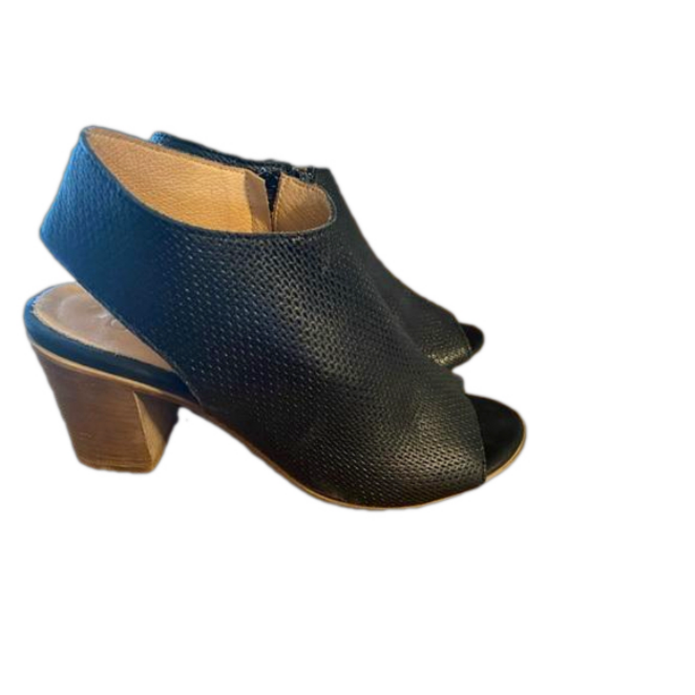 Bueno Ryder Black Micro Perforated Leather Slingback Sandal Heels Euro 41 Sz 10